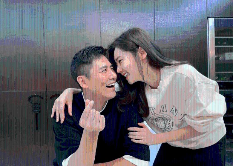 C罗:祝贺曼城这一年取得的成就,也许两年前他们就该拿欧冠